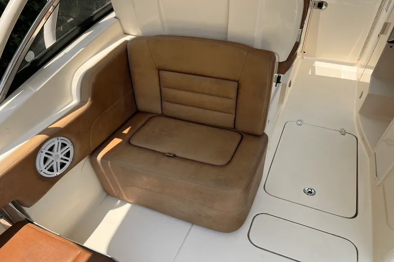 Slide: The Image of Scout 255 DORADO 2017 - 8