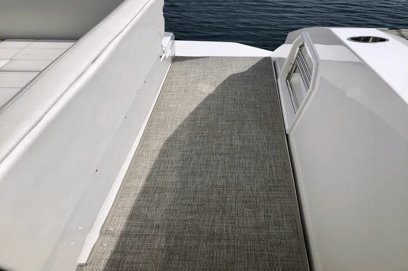 Slide: The Image of Cruisers 39 EC 2017 - 14