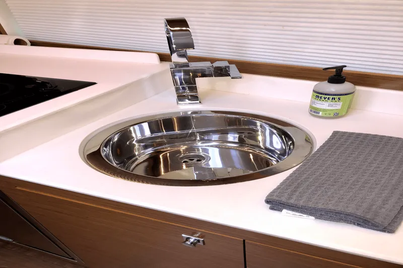 Slide: The Image of Cruisers 39 EC 2017 - 26