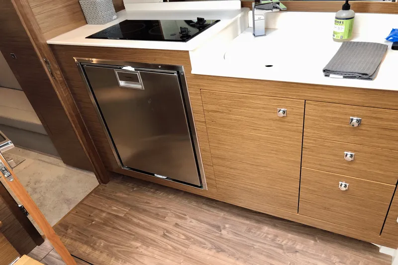 Slide: The Image of Cruisers 39 EC 2017 - 30