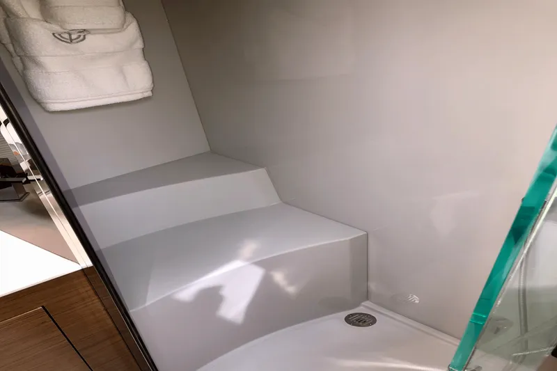 Slide: The Image of Cruisers 39 EC 2017 - 36