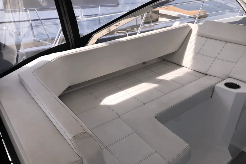 Slide: The Image of Cruisers 39 EC 2017 - 37