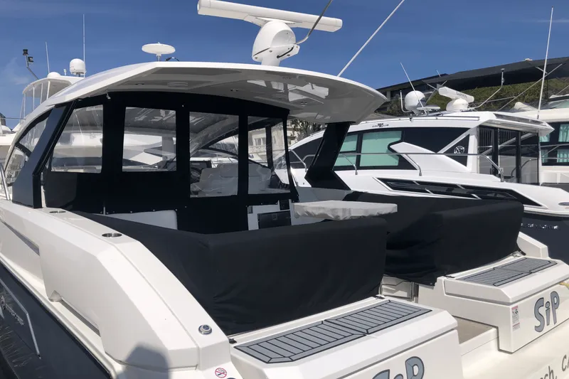 Slide: The Image of Cruisers 39 EC 2017 - 6