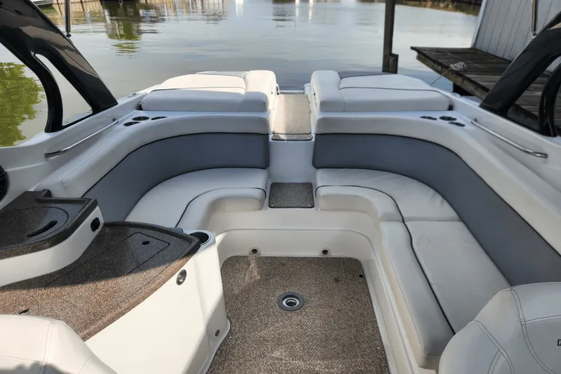 Slide: The Image of Rinker 276 CC 2013 - 12