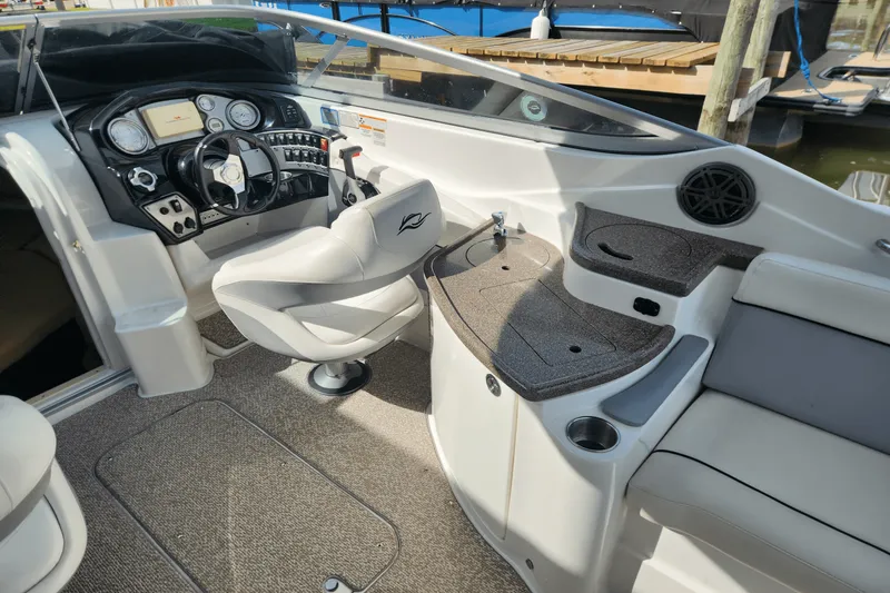 Slide: The Image of Rinker 276 CC 2013 - 13