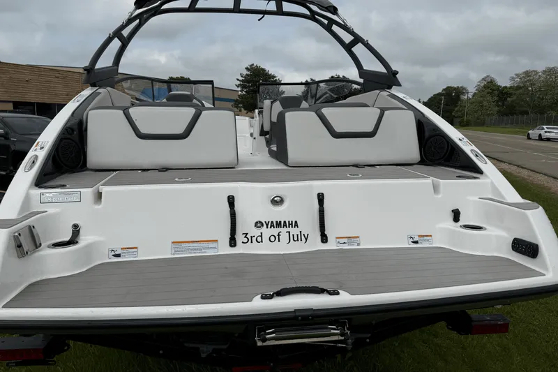 Slide: The Image of Yamaha AR250 2022 - 2