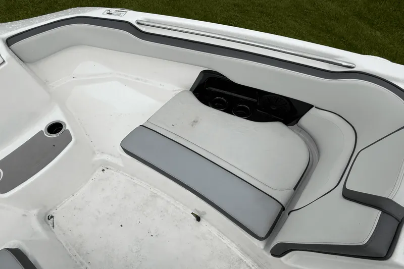 Slide: The Image of Yamaha AR250 2022 - 7