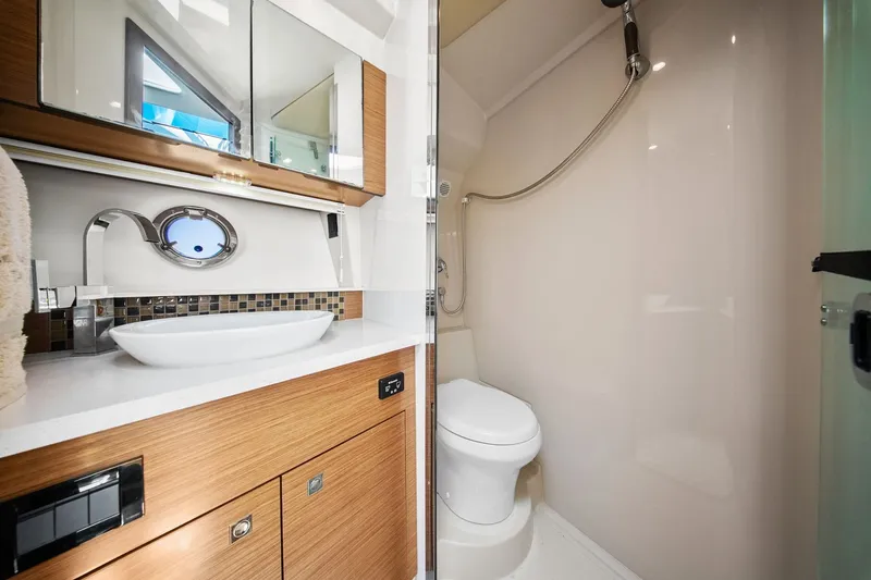 Slide: The Image of Cruisers 45 CANTIUS 2014 - 40