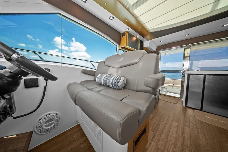 Slide: The Image of Cruisers 45 CANTIUS 2014 - 50
