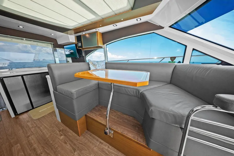 Slide: The Image of Cruisers 45 CANTIUS 2014 - 51