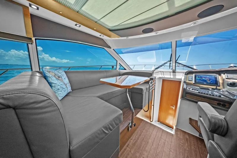 Slide: The Image of Cruisers 45 CANTIUS 2014 - 52