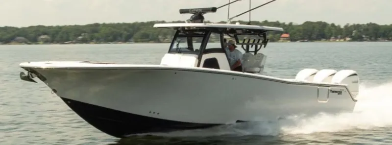The Image of Tidewater 330 CC Adventure 2027 - 0