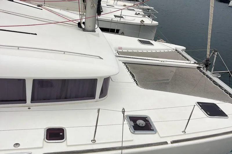 Slide: The Image of Lagoon 400 S2 2010 - 17