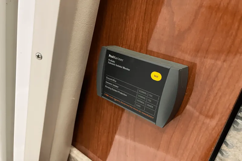 Slide: The Image of Regal 2665 2005 - 35