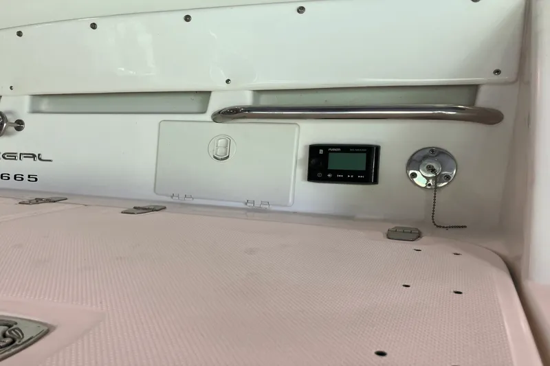 Slide: The Image of Regal 2665 2005 - 7