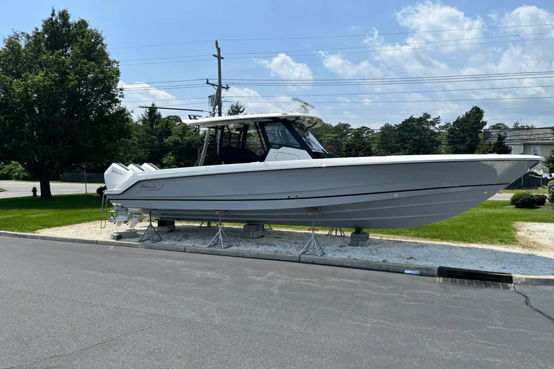 Slide: The Image of Boston Whaler 360 Outrage 2025 - 10