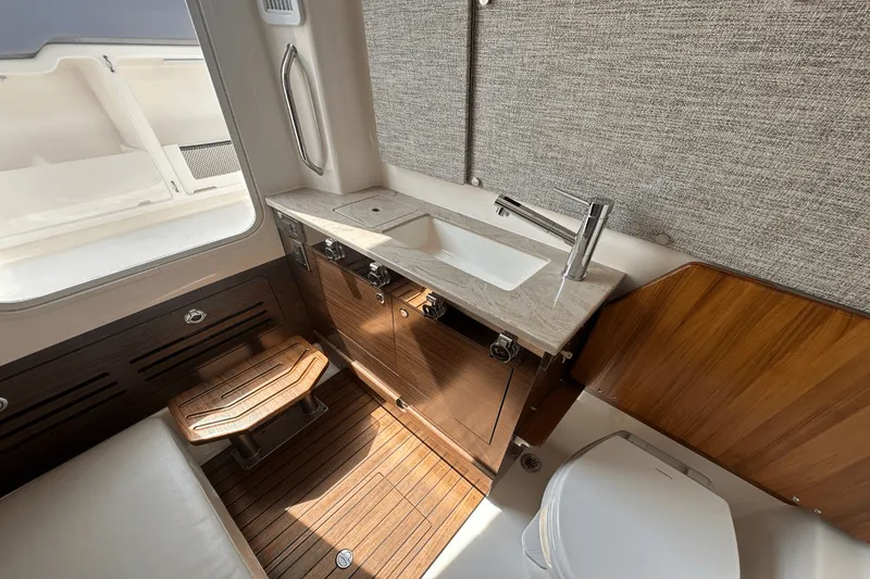 Slide: The Image of Boston Whaler 360 Outrage 2025 - 42