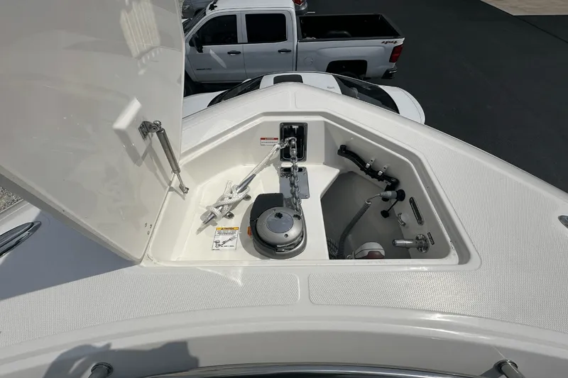 Slide: The Image of Boston Whaler 360 Outrage 2025 - 52