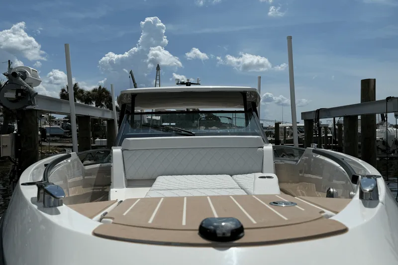 Slide: The Image of Saxdor 320 GTO 2025 - 14