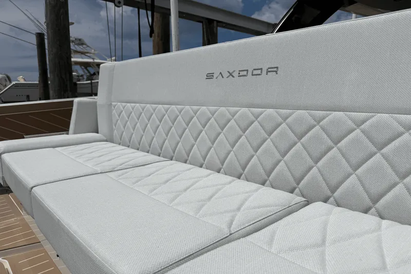 Slide: The Image of Saxdor 320 GTO 2025 - 19