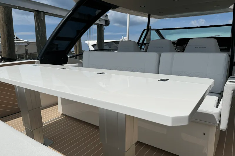 Slide: The Image of Saxdor 320 GTO 2025 - 21