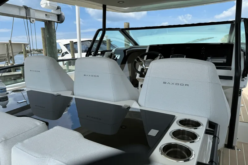 Slide: The Image of Saxdor 320 GTO 2025 - 23