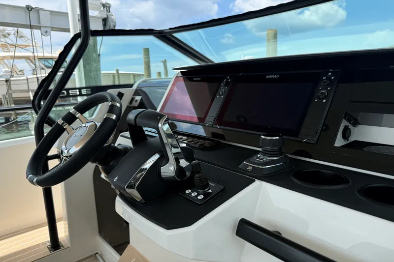 Slide: The Image of Saxdor 320 GTO 2025 - 28