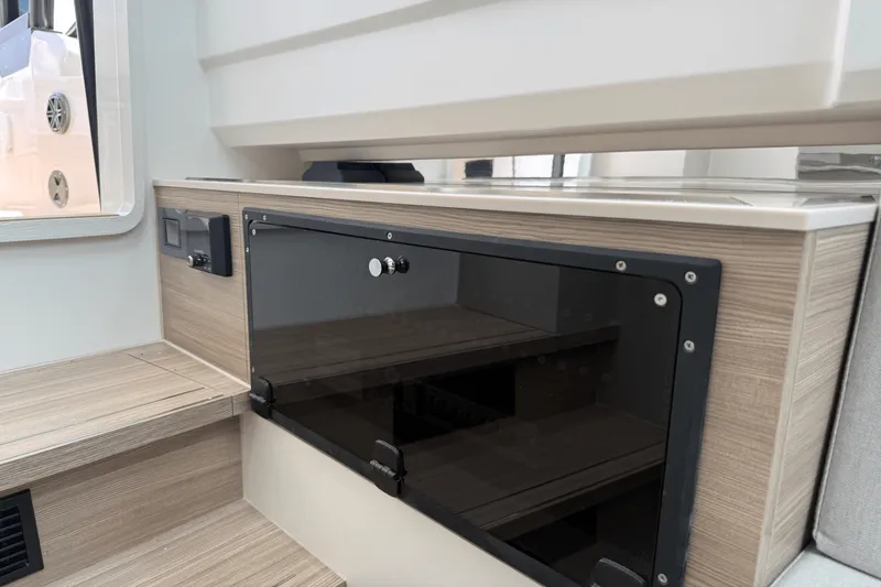 Slide: The Image of Saxdor 320 GTO 2025 - 38