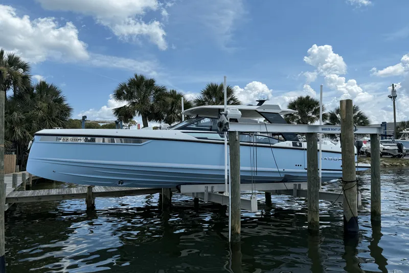 Slide: The Image of Saxdor 320 GTO 2025 - 5