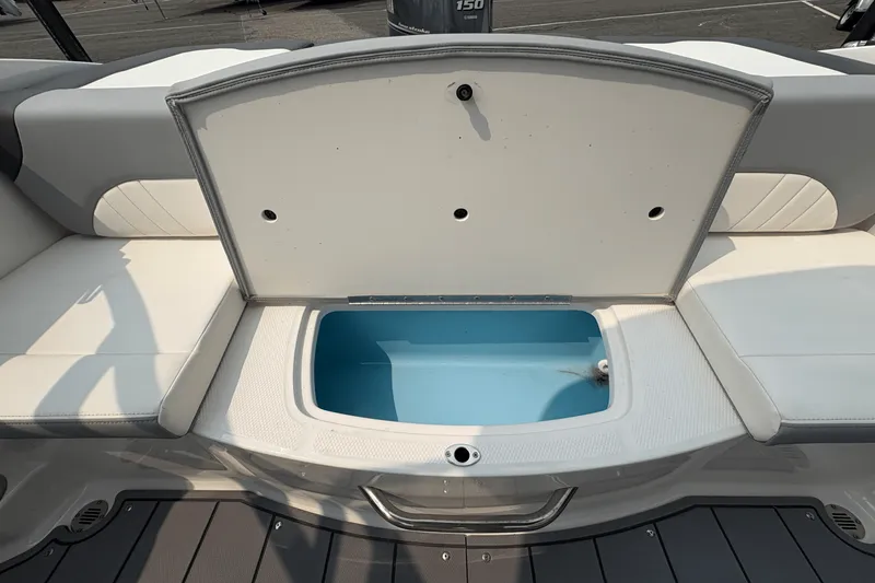 Slide: The Image of Chaparral 21 SSI OUTBOARD 2023 - 6