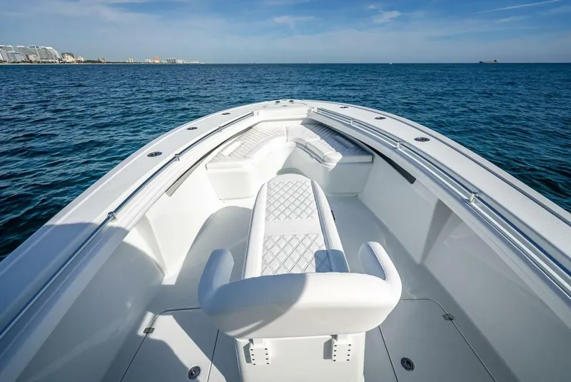 Slide: The Image of Yellowfin 36 Center Console 2023 - 14