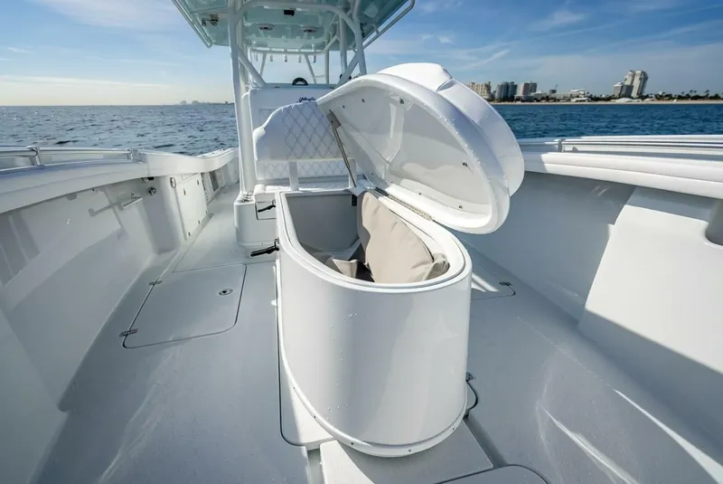 Slide: The Image of Yellowfin 36 Center Console 2023 - 13