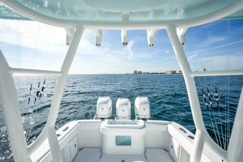 Slide: The Image of Yellowfin 36 Center Console 2023 - 29