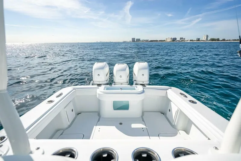 Slide: The Image of Yellowfin 36 Center Console 2023 - 28