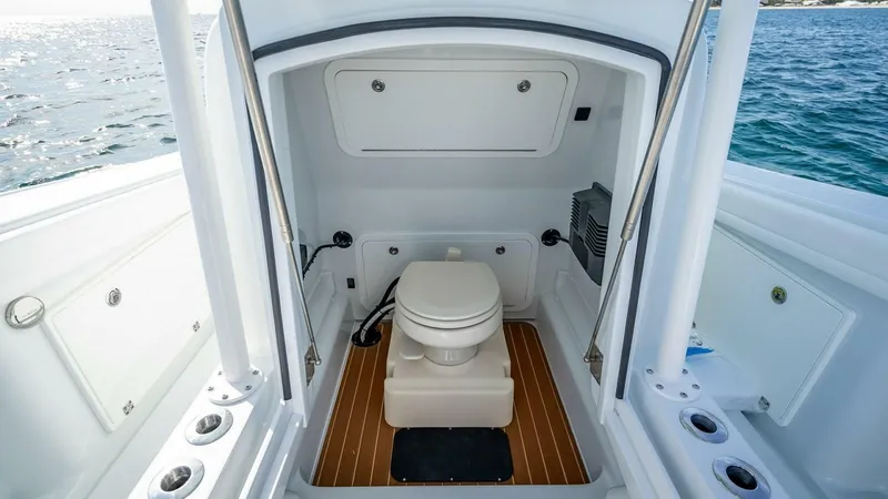 Slide: The Image of Yellowfin 36 Center Console 2023 - 18