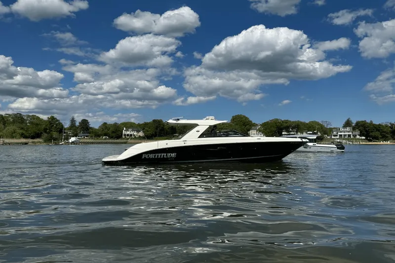 The Image of Sea Ray 400 SLX 2018 - 0