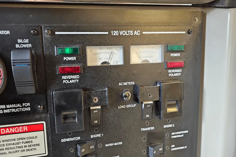 Slide: The Image of Sea Ray 400 SLX 2018 - 41