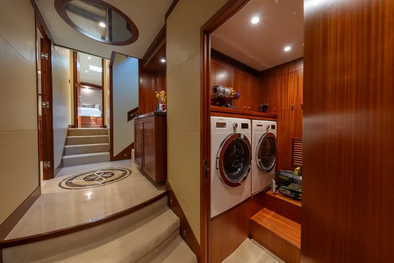 Slide: The Image of Ocean Alexander 90 Sky Lounge Motor Yacht 2013 - 44