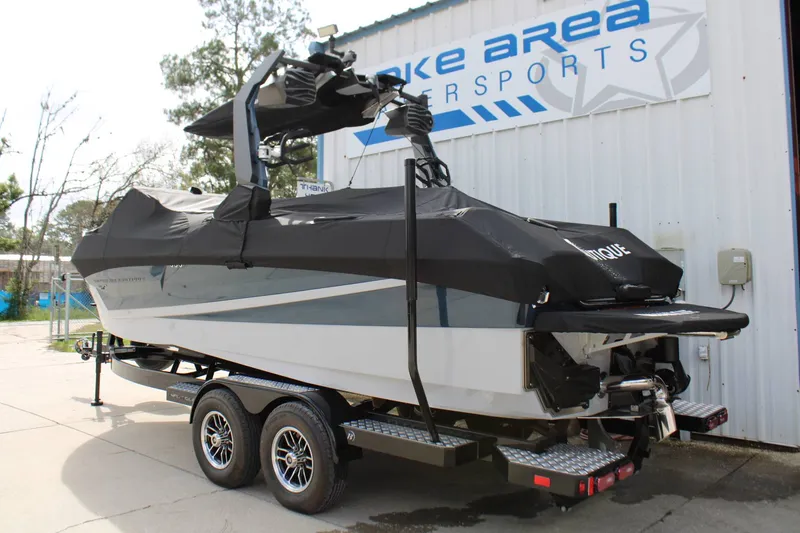 Slide: The Image of Nautique S23 2027 - 36