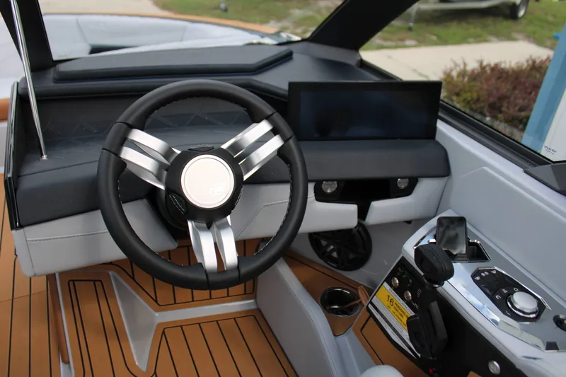 Slide: The Image of Nautique S23 2027 - 9