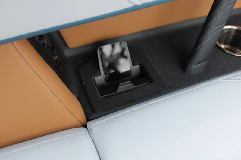 Slide: The Image of Nautique S23 2027 - 17