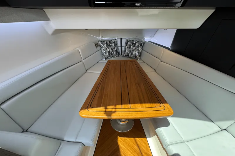Slide: The Image of Boston Whaler 380 Realm 2025 - 59
