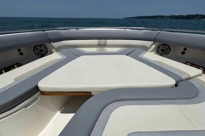 Slide: The Image of Boston Whaler 380 Realm 2025 - 73