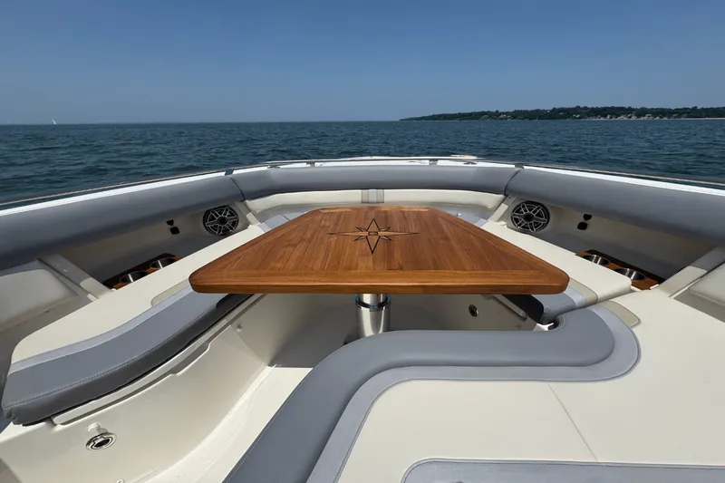 Slide: The Image of Boston Whaler 380 Realm 2025 - 76