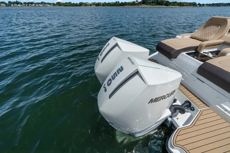 Slide: The Image of Sea Ray SDX 290 Outboard 2026 - 3