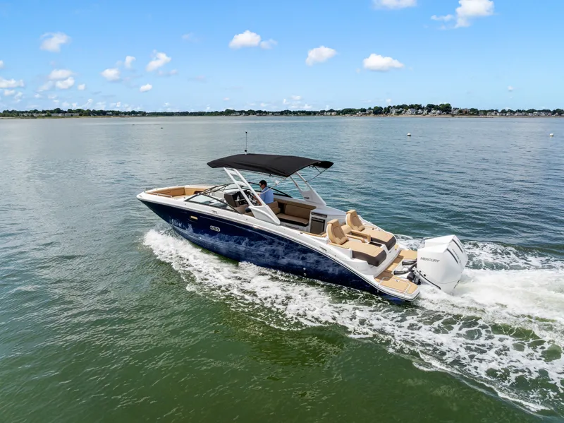 Slide: The Image of Sea Ray SDX 290 Outboard 2026 - 27