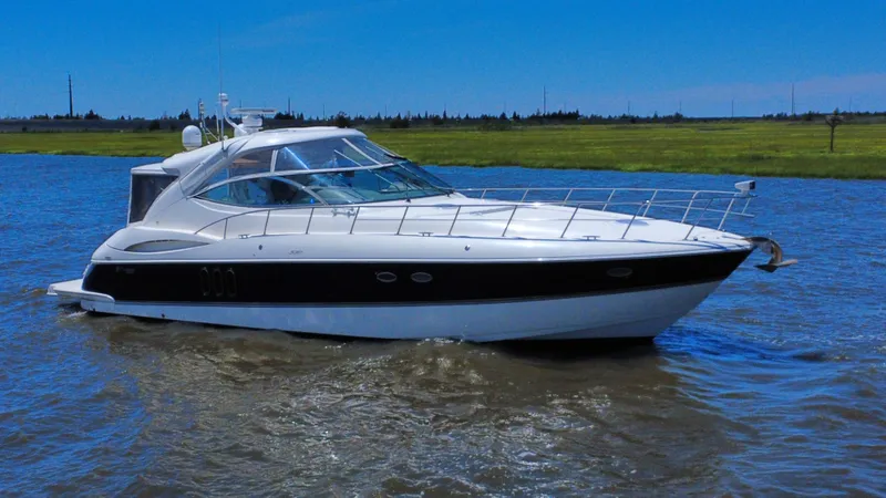 Slide: The Image of Cruisers 520 EXPRESS 2007 - 2