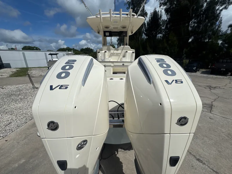 Slide: The Image of Scout 260 LXF 2026 - 4