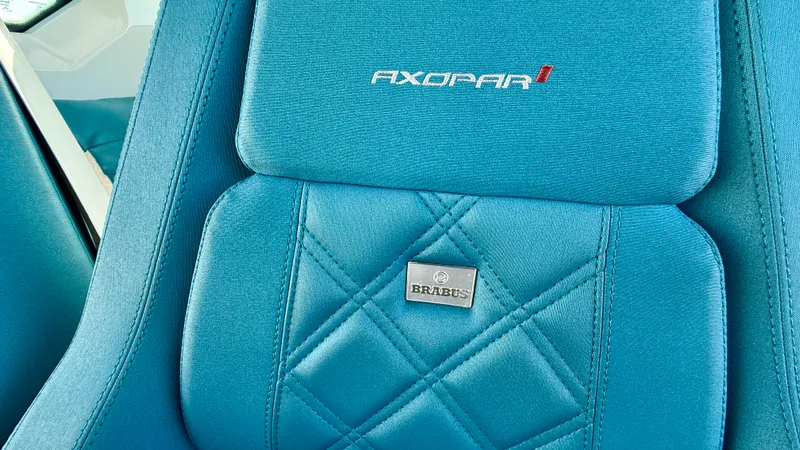 Slide: The Image of Axopar 28 CC 2021 - 24