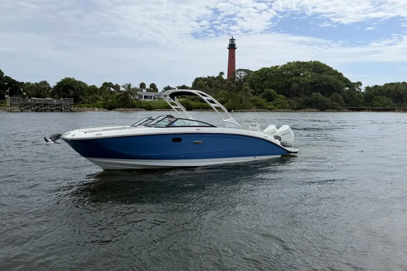 Slide: The Image of Sea Ray SDX 290 Outboard 2026 - 2